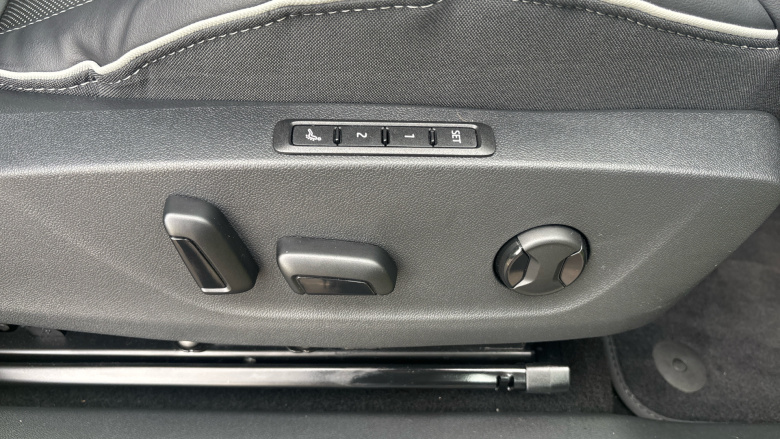 Skoda Enyaq 250kW vRS 84kWh 4x4 5dr Auto Electric 